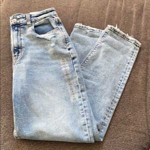 AE mom jeans size 2 (short)